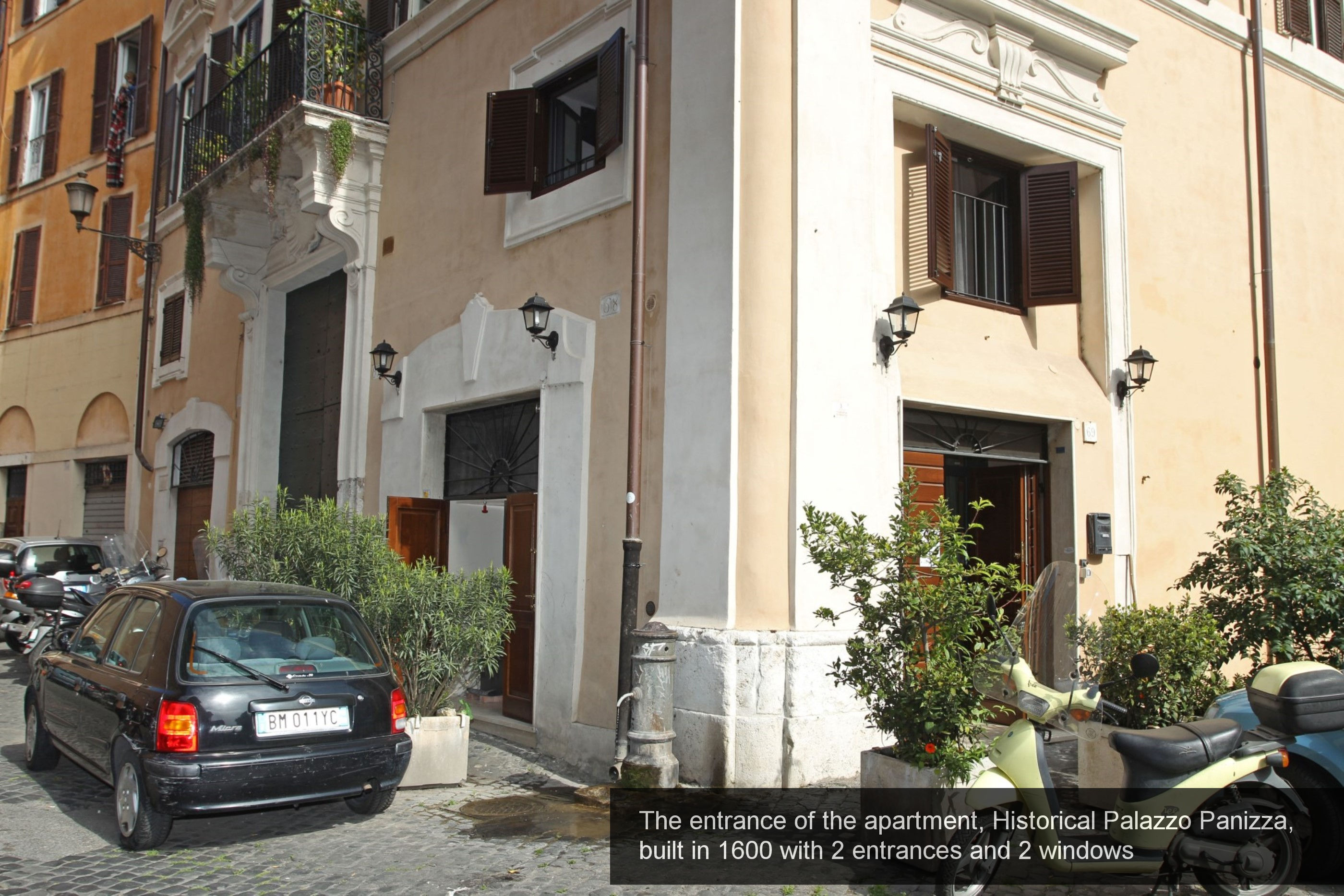 21) The entrance of the apartment, Historical Palazzo Panizza, built in ...